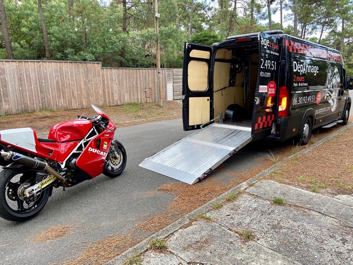 Transport Moto Train – La SNCF et la moto – GBMBY